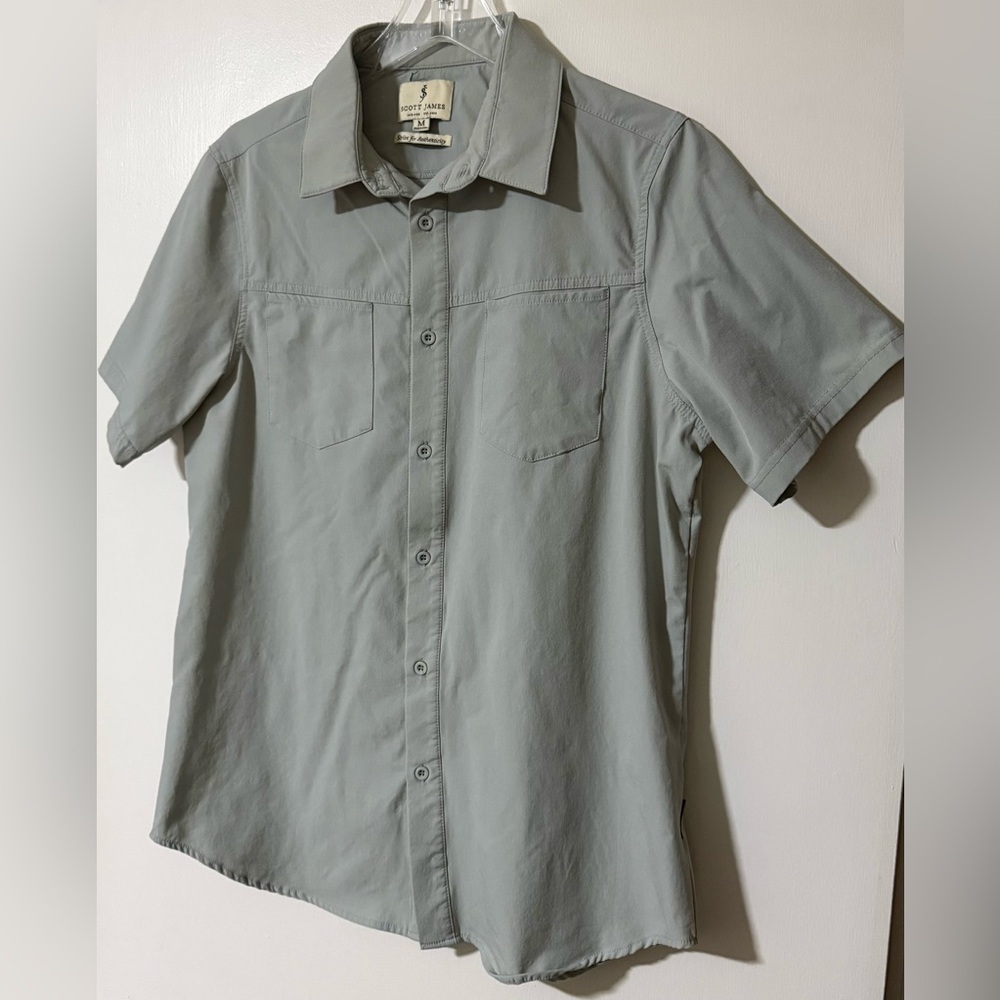 Men's Casual Gray Button-Down Shirt - Picture 5 of 6